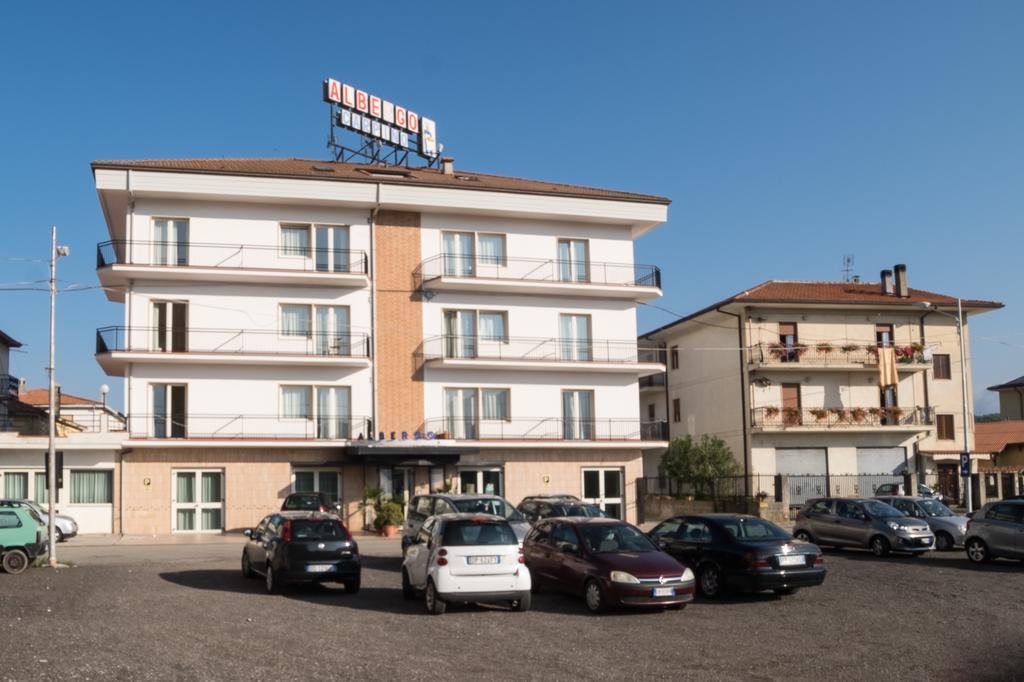 Albergo Carpino Mangone  Buitenkant foto